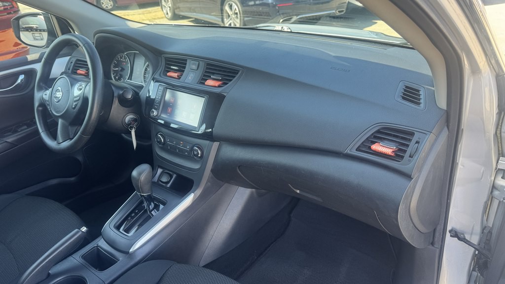 2019 Nissan Sentra Image 27