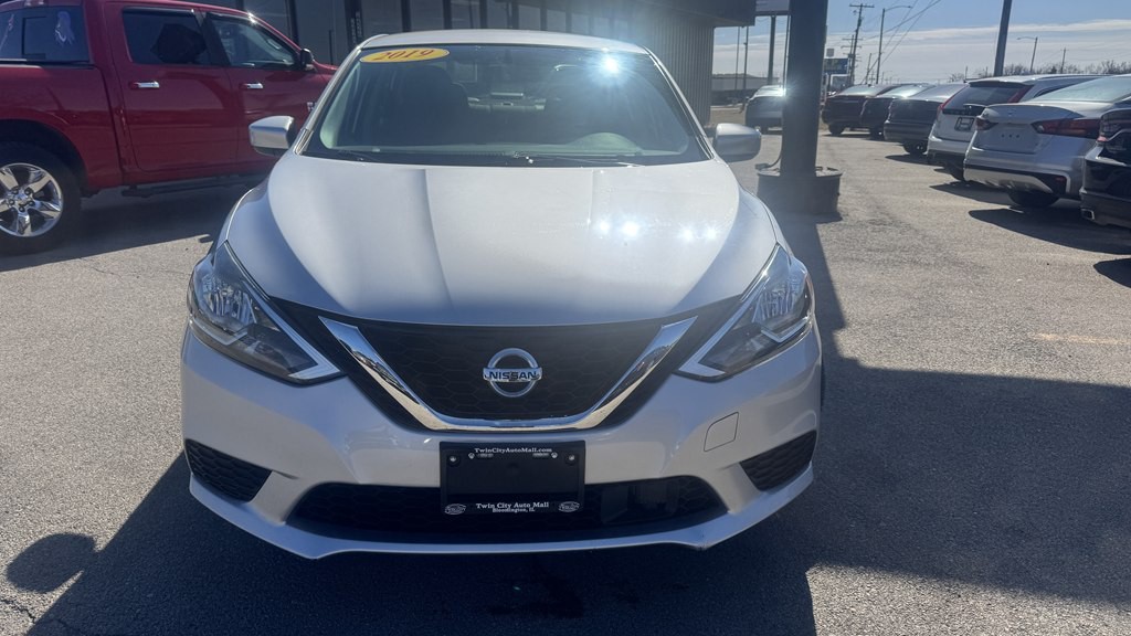 2019 Nissan Sentra Image 3