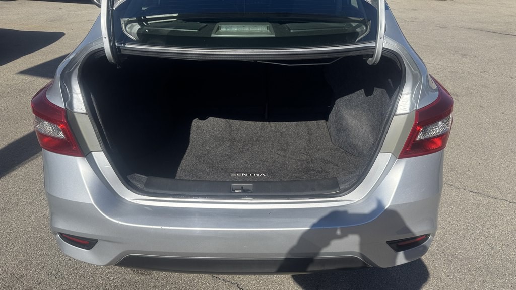 2019 Nissan Sentra Image 11