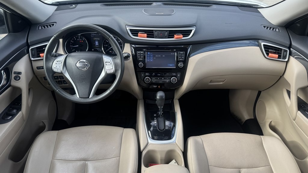 2016 Nissan Rogue Image 24