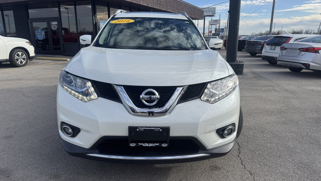 2016 Nissan Rogue Image 3