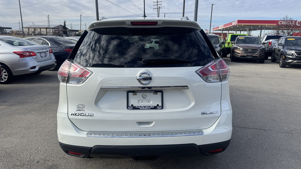 2016 Nissan Rogue Image 7