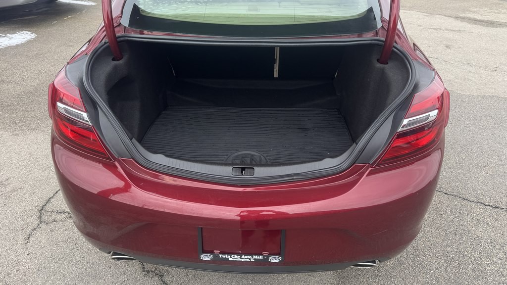 2016 Buick Regal Image 11