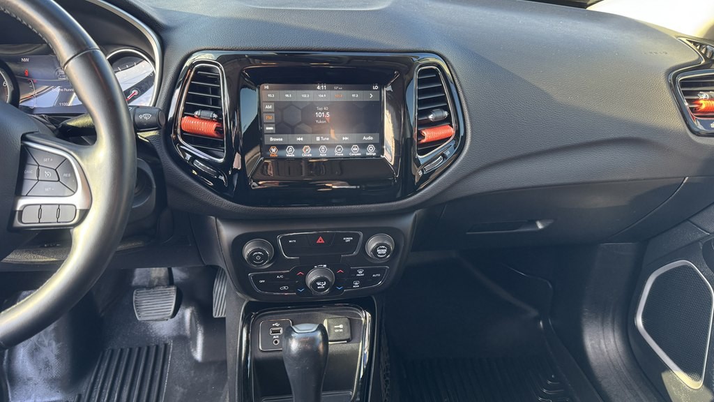 2018 Jeep Compass Image 19