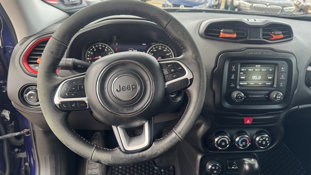 2017 Jeep Renegade Image 17