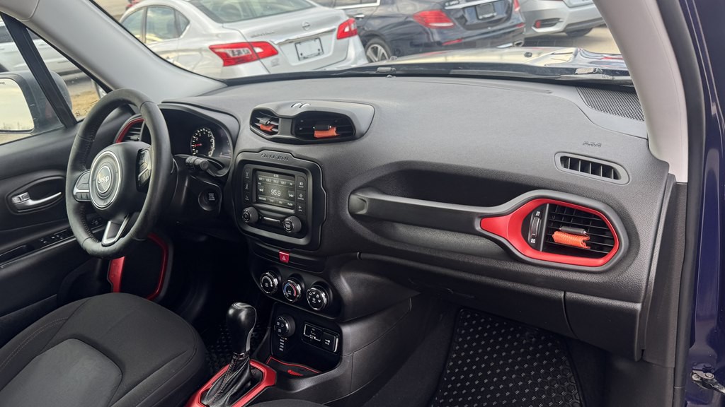 2017 Jeep Renegade Image 27