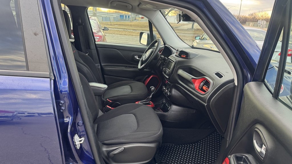 2017 Jeep Renegade Image 28