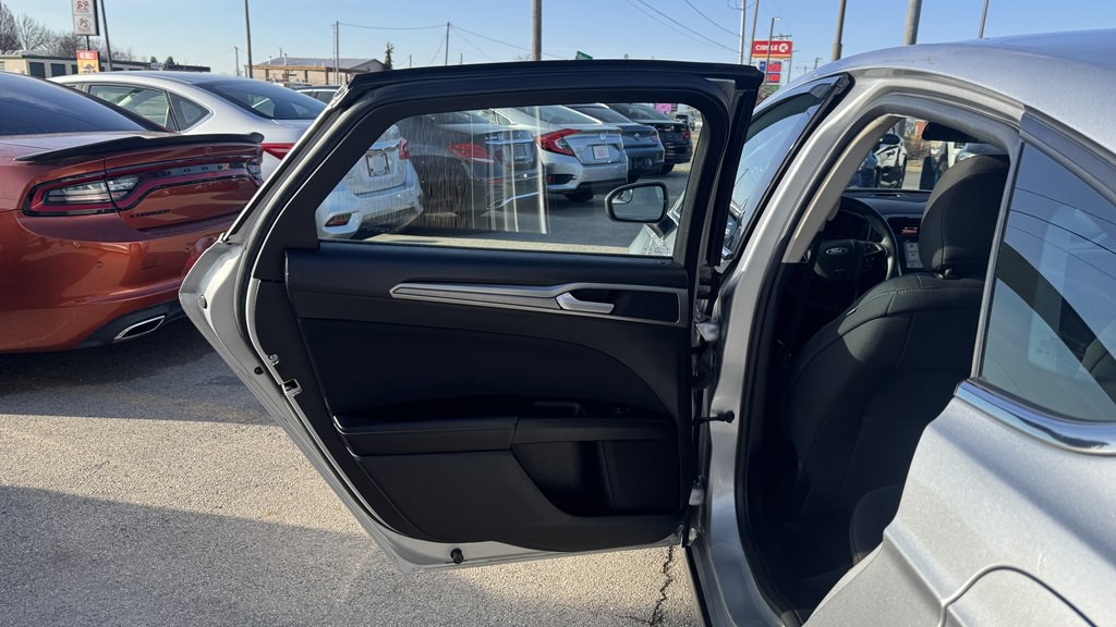 2018 Ford Fusion Image 21