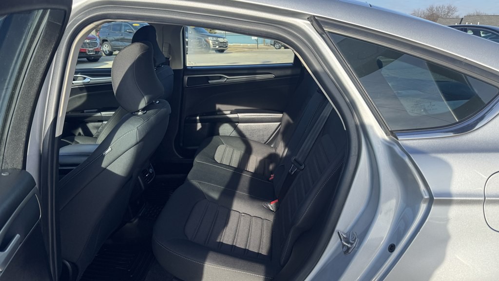 2018 Ford Fusion Image 22