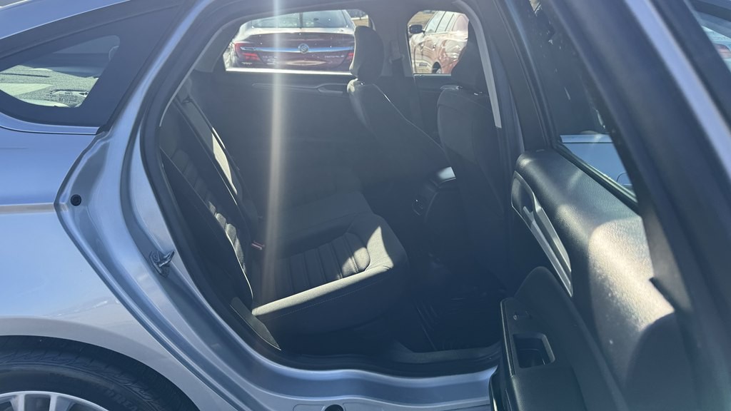 2018 Ford Fusion Image 25