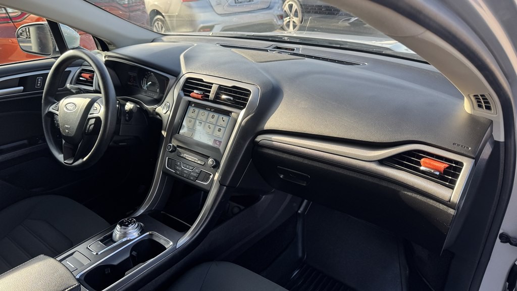 2018 Ford Fusion Image 27