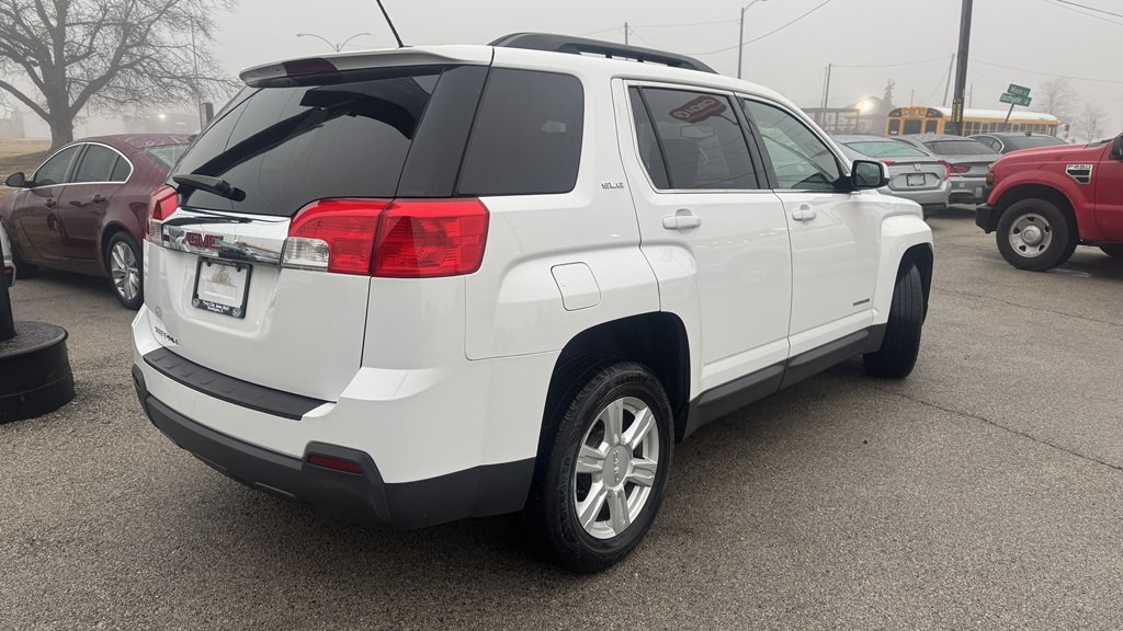 2015 GMC Terrain Image 8