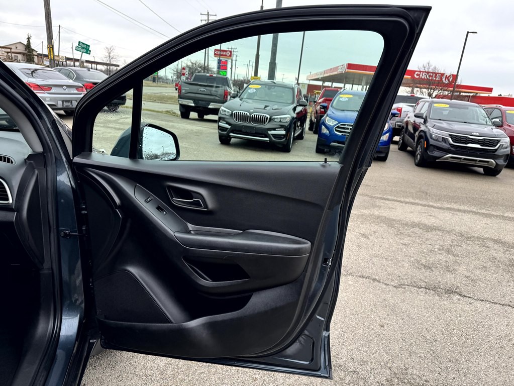 2021 Chevrolet Trax Image 14