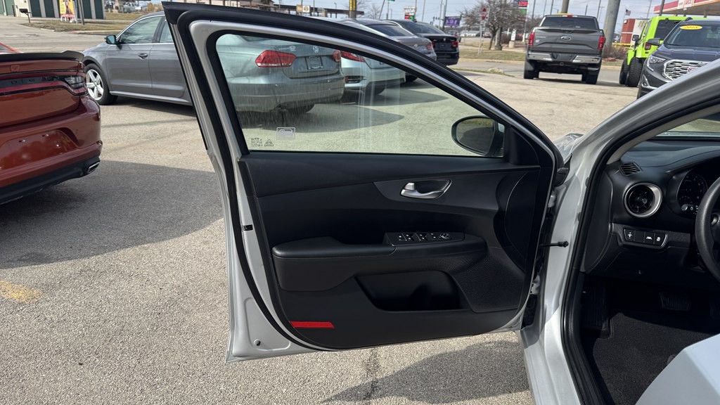 2020 Kia Forte Image 14