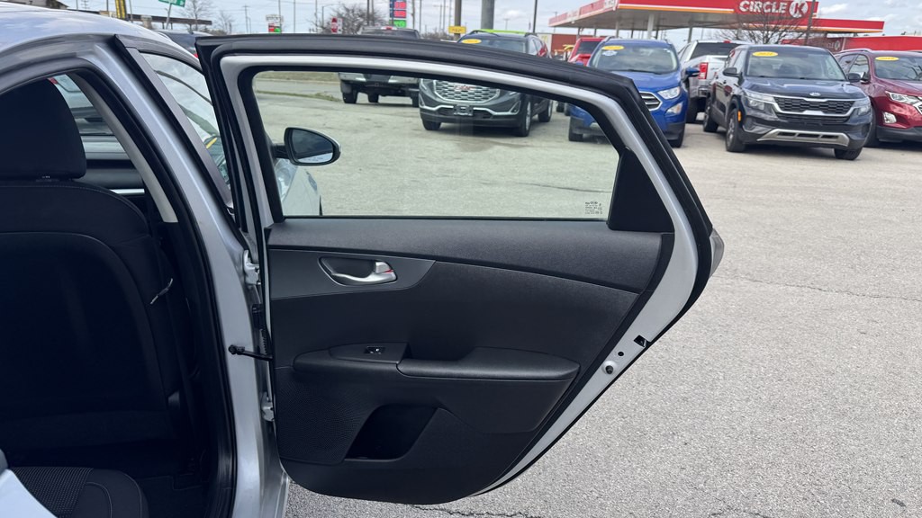 2020 Kia Forte Image 24