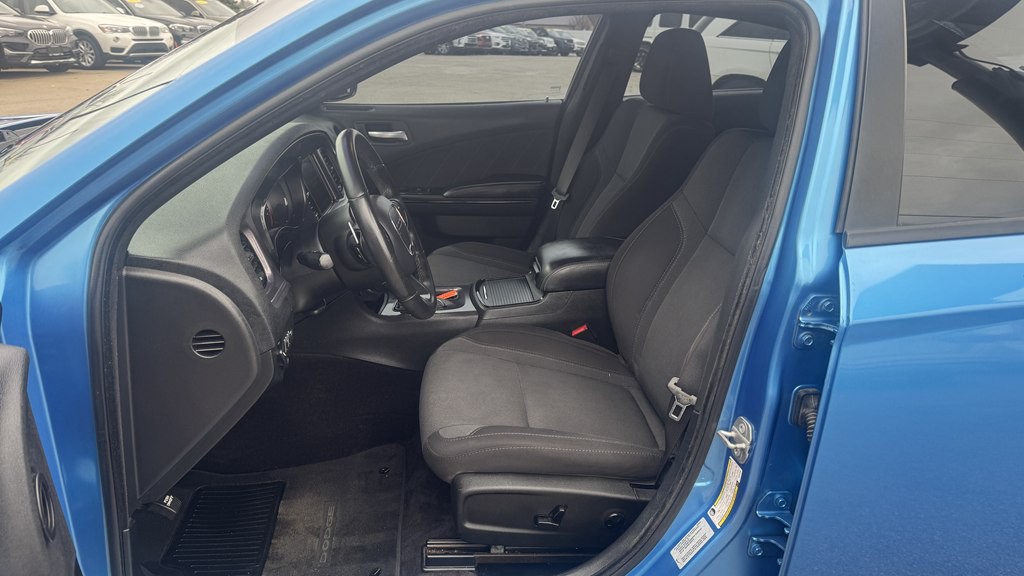 2016 Dodge Charger Image 16