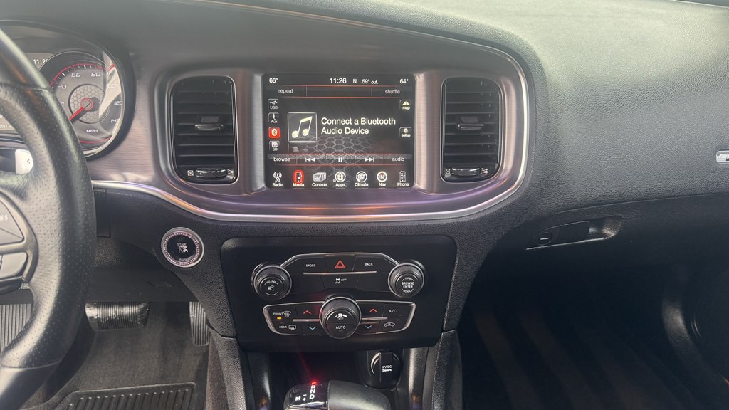 2016 Dodge Charger Image 19