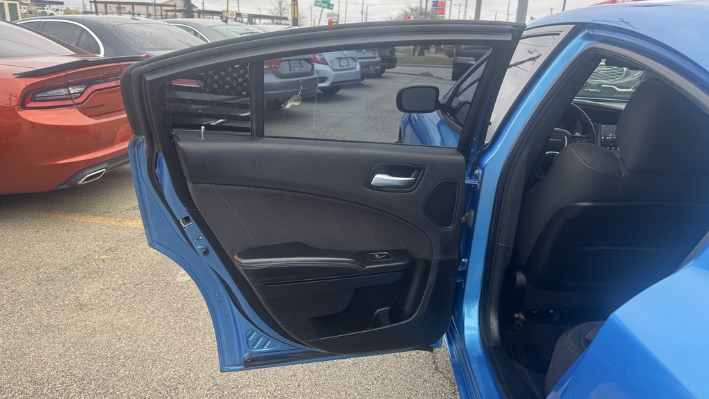 2016 Dodge Charger Image 21