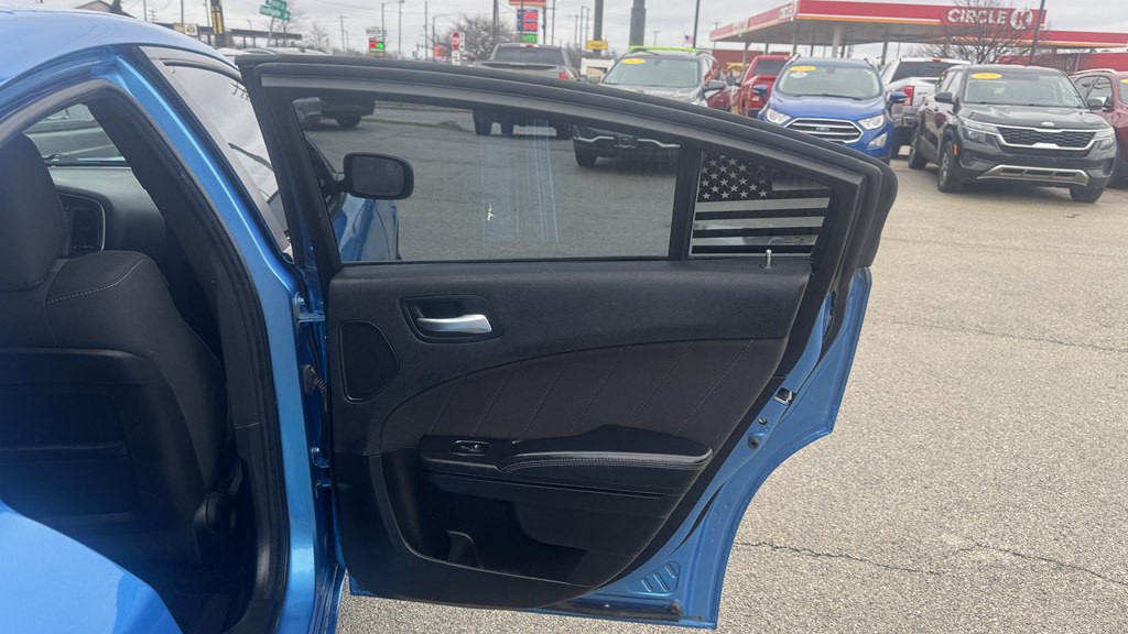 2016 Dodge Charger Image 25