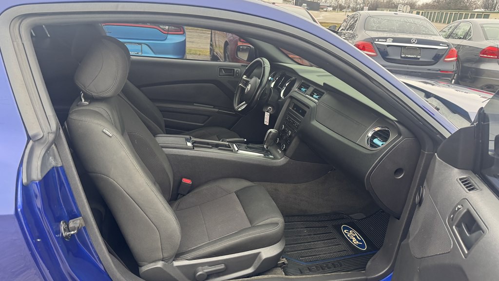 2014 Ford Mustang Image 22