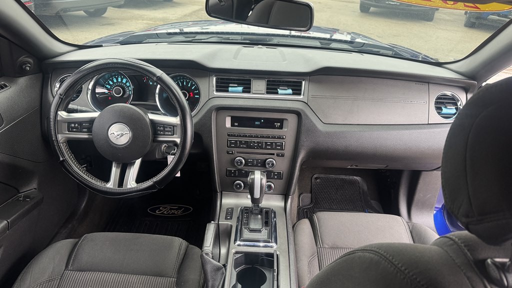 2014 Ford Mustang Image 23