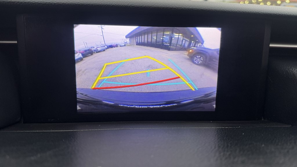 2015 Lexus IS Image 20