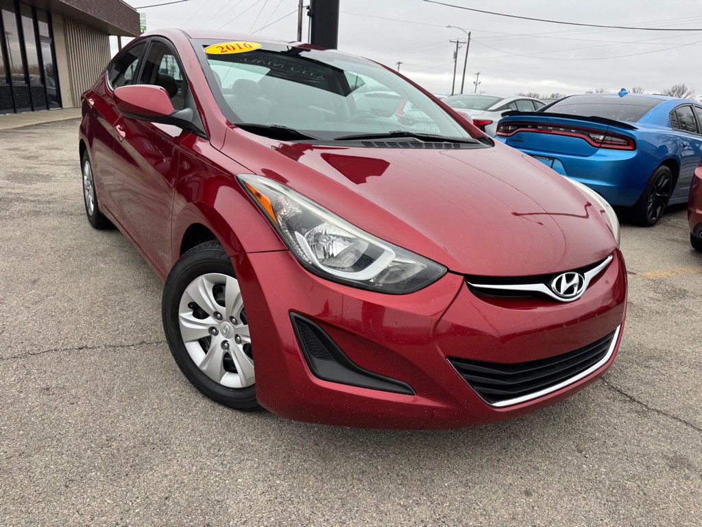 2016 Hyundai Elantra Image 2