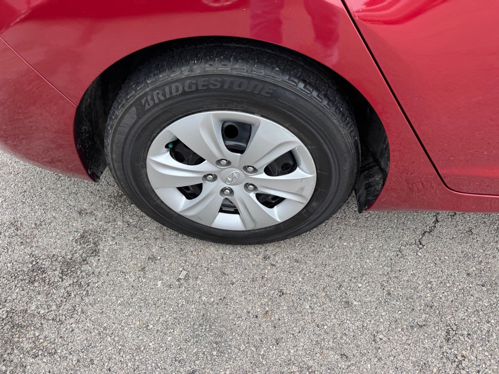 2016 Hyundai Elantra Image 10