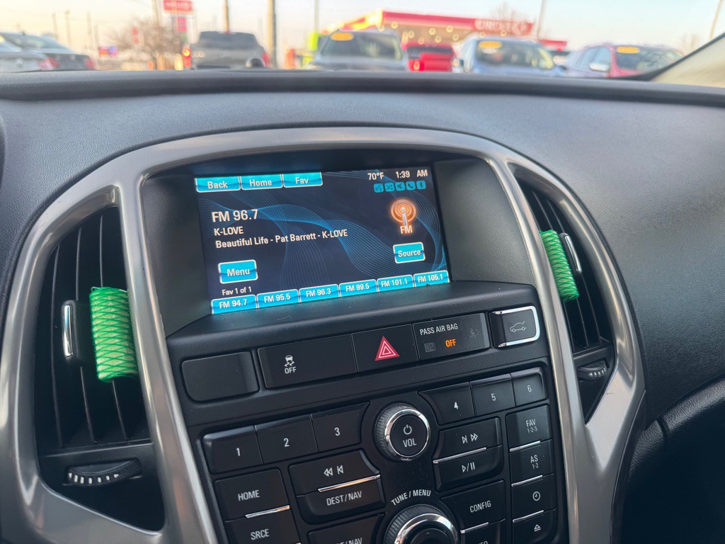 2016 Buick Verano Image 24