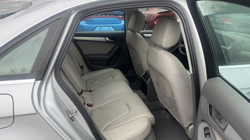 2011 Audi A4 Image 25