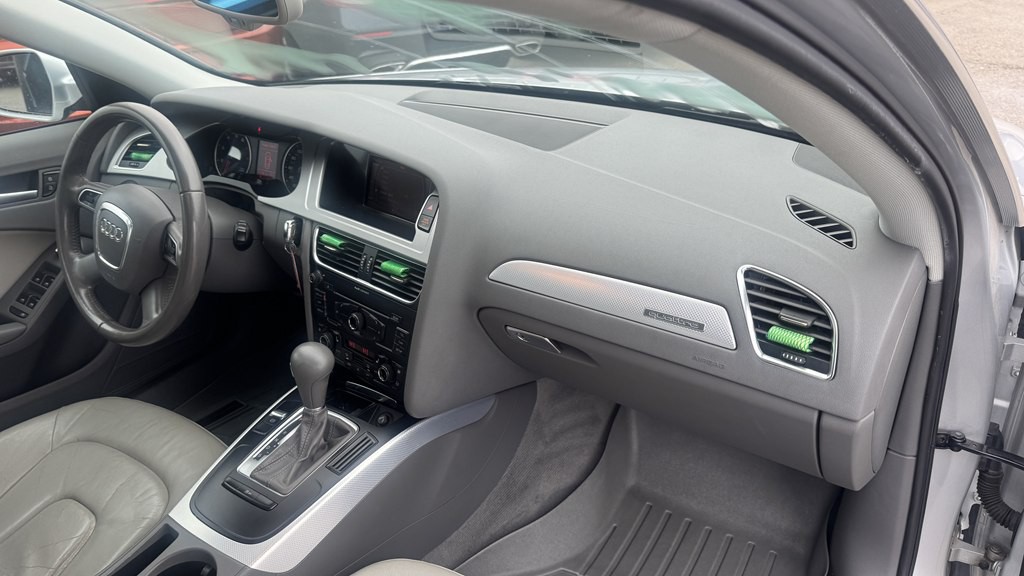 2011 Audi A4 Image 27