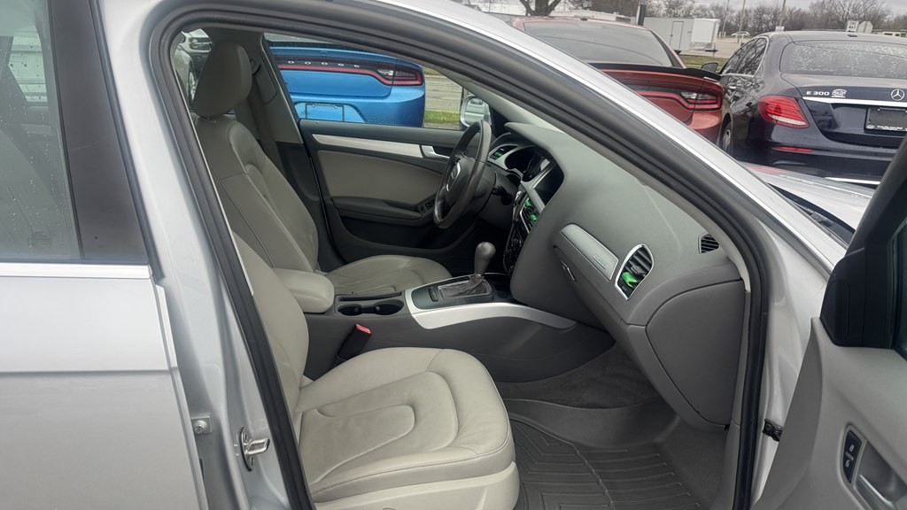 2011 Audi A4 Image 28