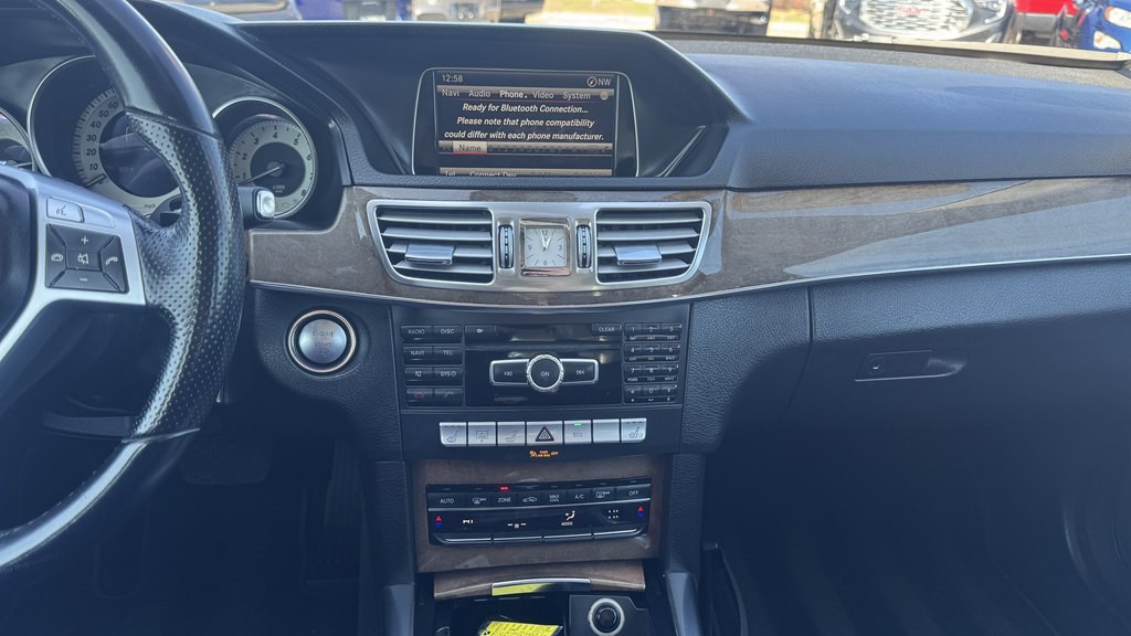 2014 Mercedes-Benz E-Class Image 18