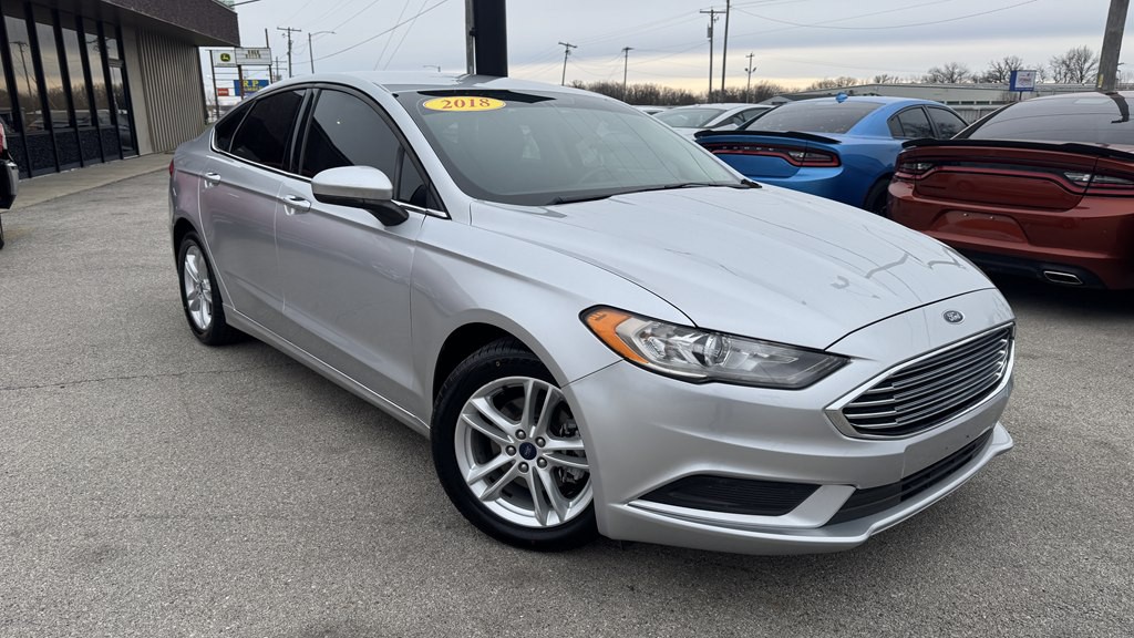 2018 Ford Fusion Image 2