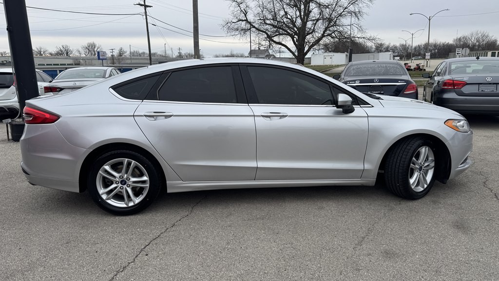 2018 Ford Fusion Image 9