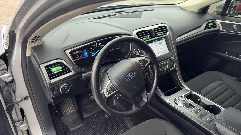 2018 Ford Fusion Image 15