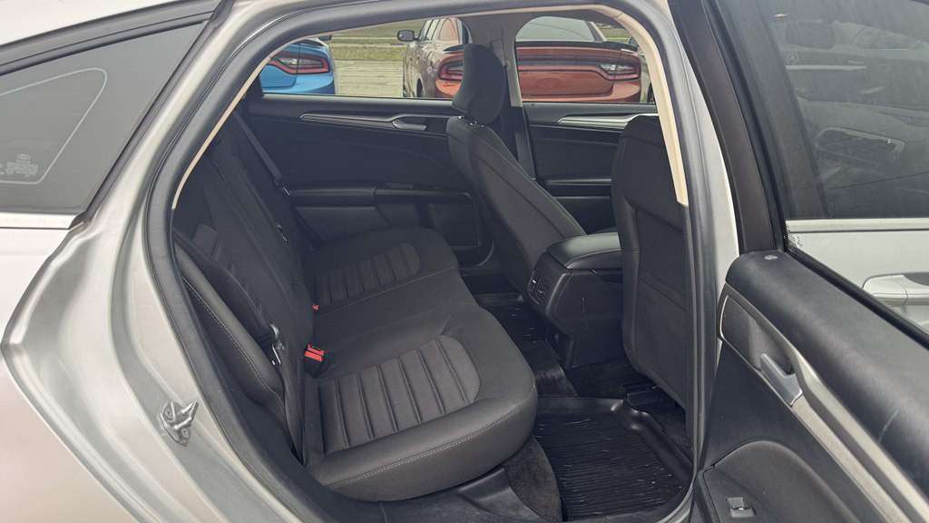 2018 Ford Fusion Image 25