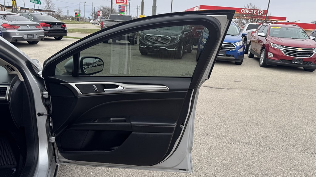 2018 Ford Fusion Image 26