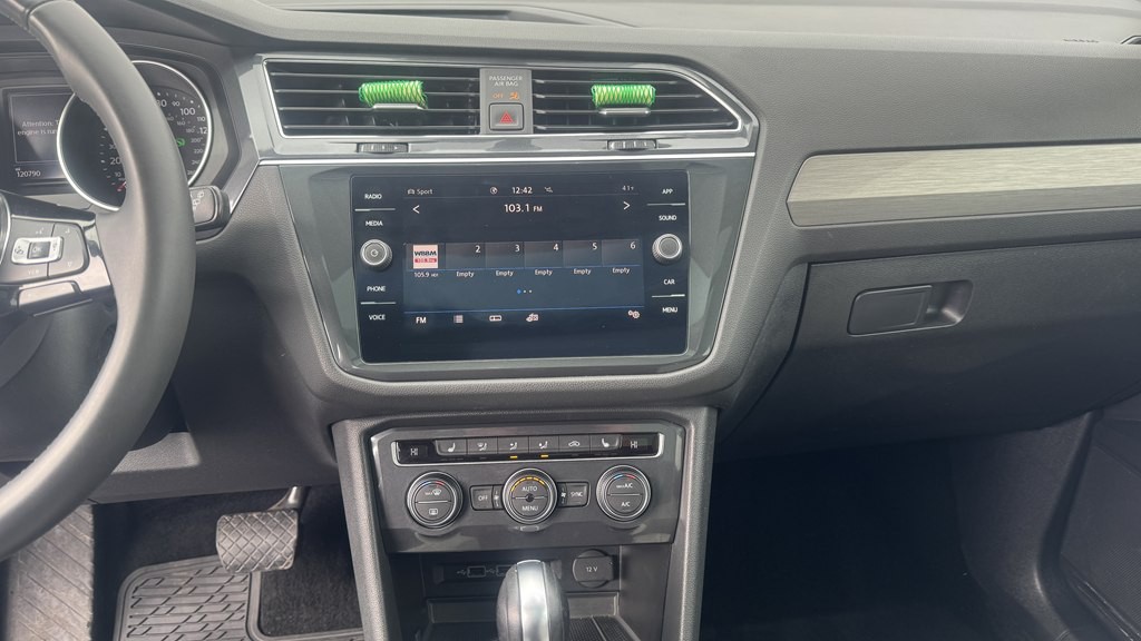 2020 Volkswagen Tiguan Image 18