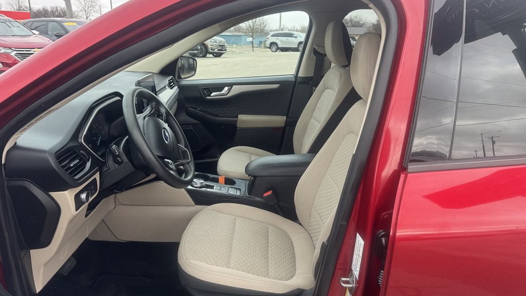 2020 Ford Escape Image 16