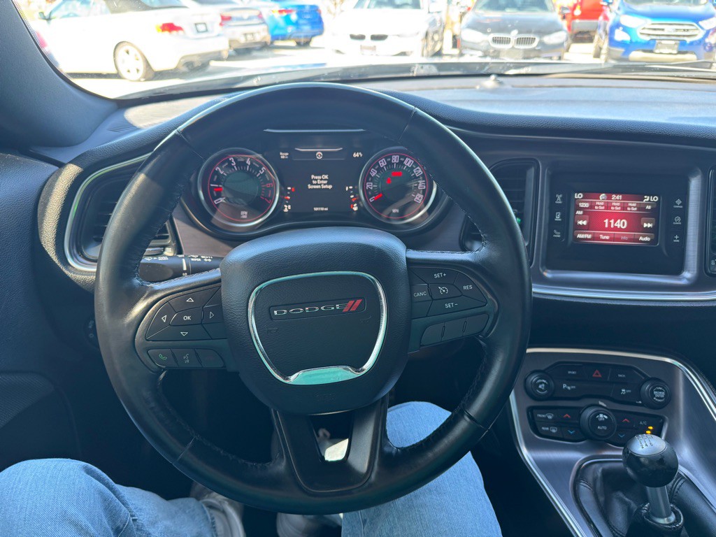 2016 Dodge Challenger Image 21