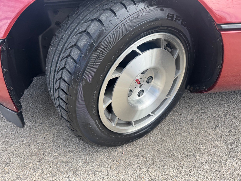 1986 Chevrolet Corvette Image 12