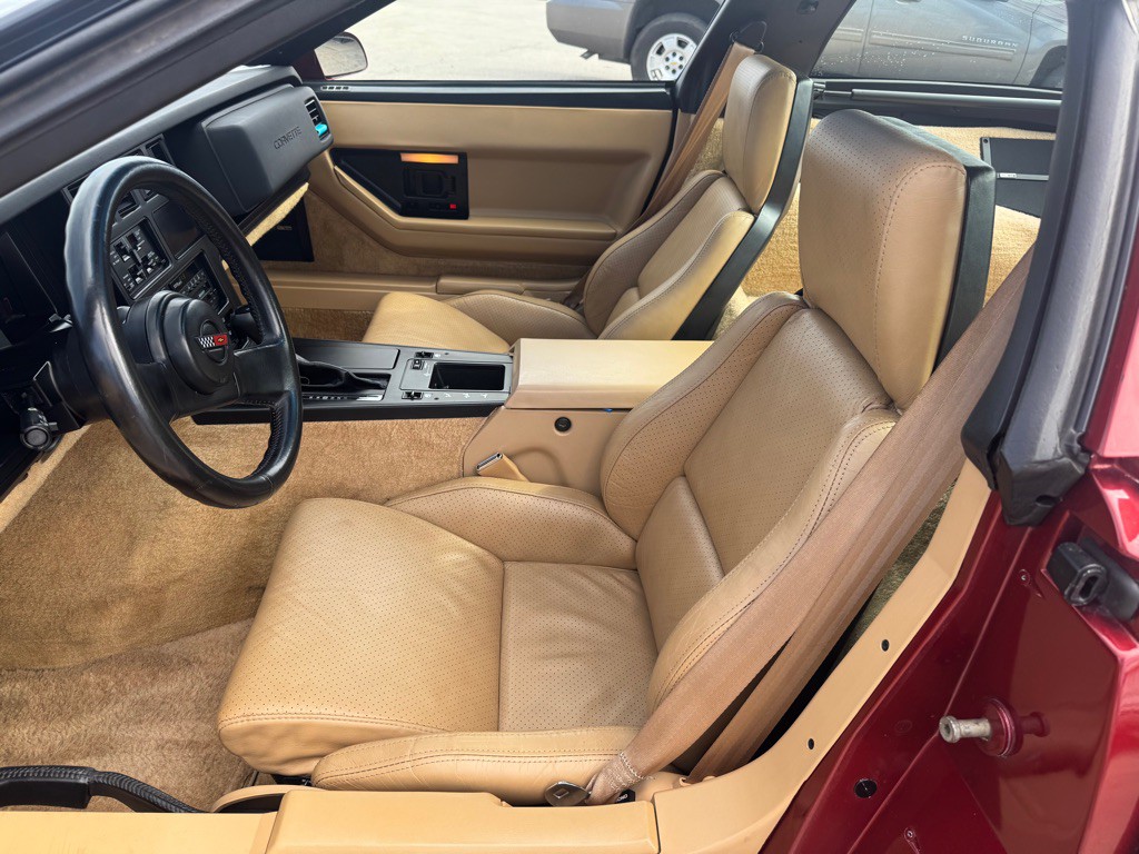 1986 Chevrolet Corvette Image 16