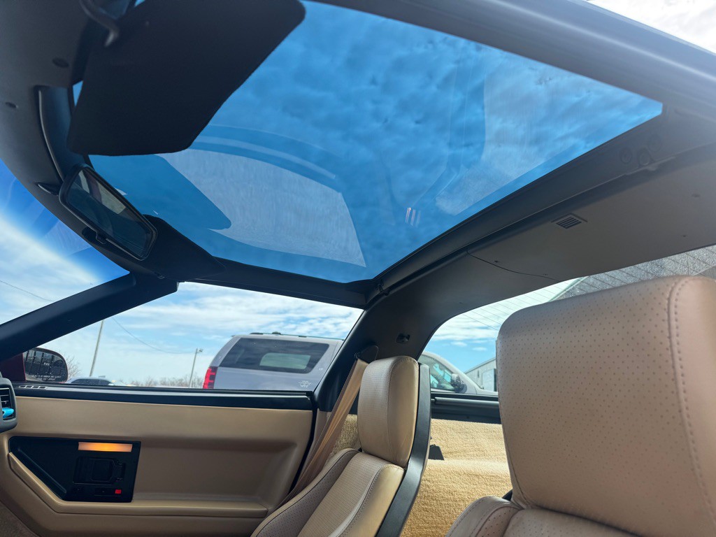 1986 Chevrolet Corvette Image 23