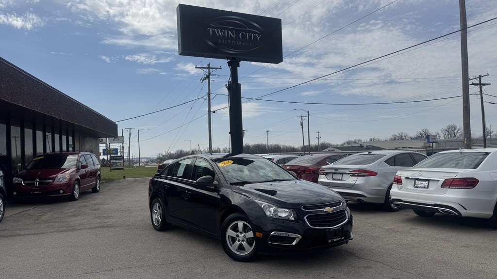 2016 Chevrolet Cruze Image 1