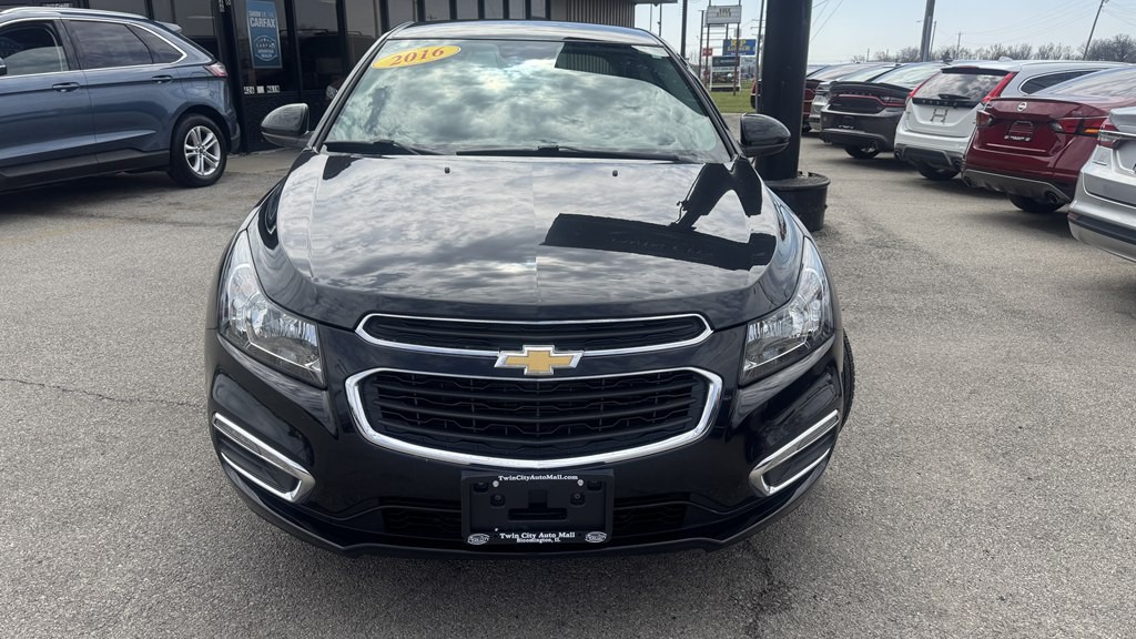 2016 Chevrolet Cruze Image 3