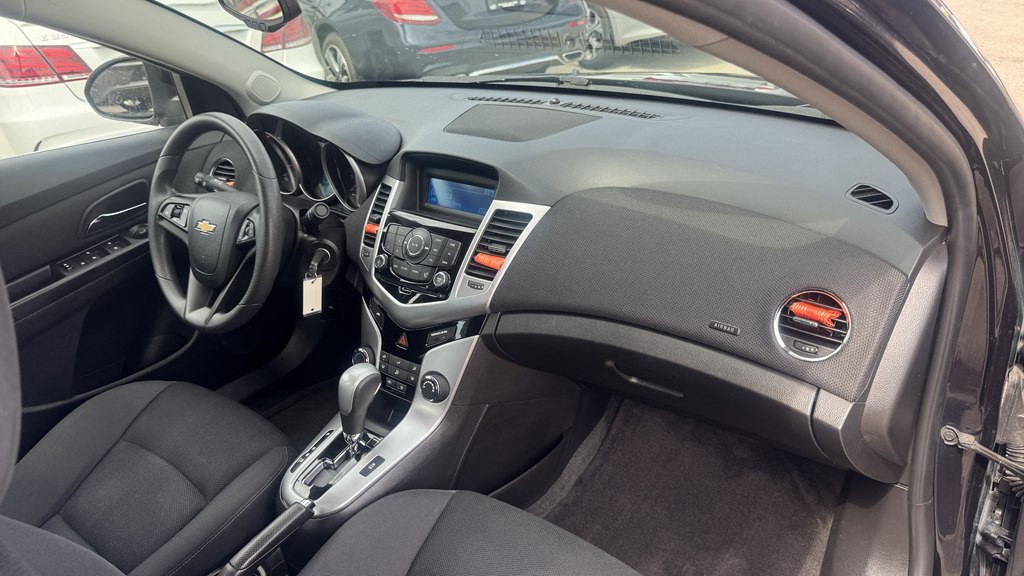 2016 Chevrolet Cruze Image 26