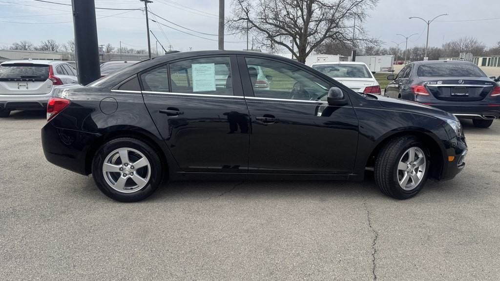 2016 Chevrolet Cruze Image 9