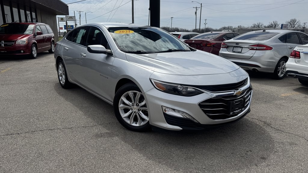 2021 Chevrolet Malibu Image 2