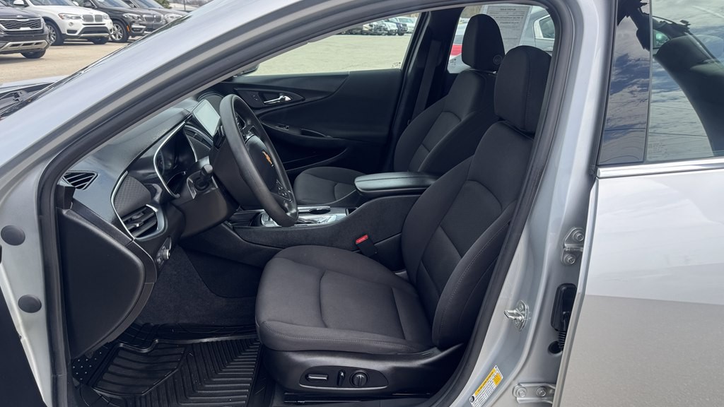 2021 Chevrolet Malibu Image 16